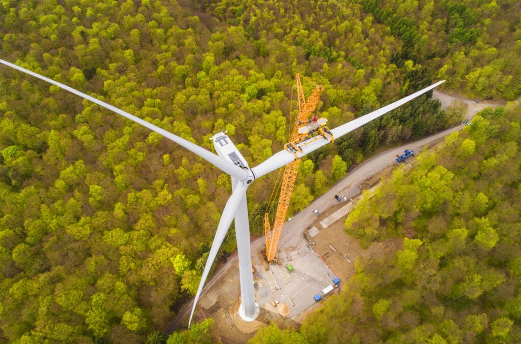 Crane & Heavy Lift Services | Brochure | Colawood