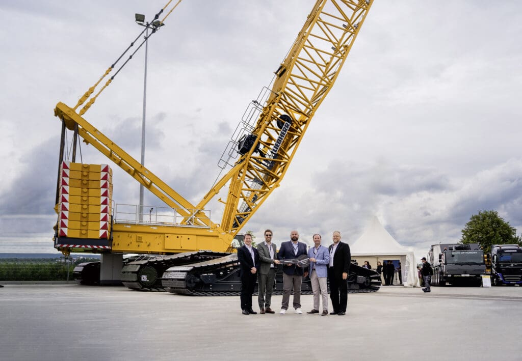 LR 1700 Liebherr Crane for Heavy Lift | News | Colawood